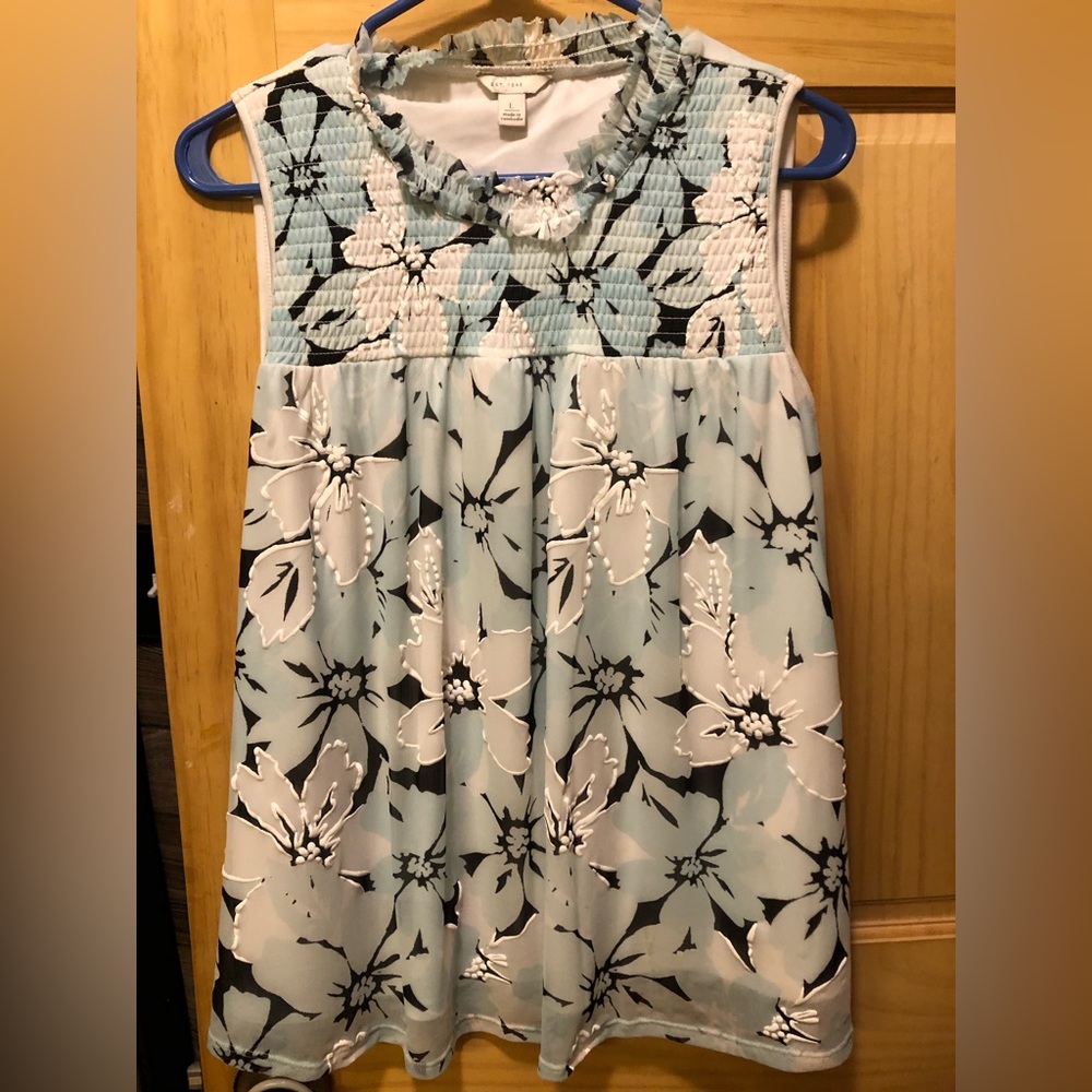 Women’s summer shirt